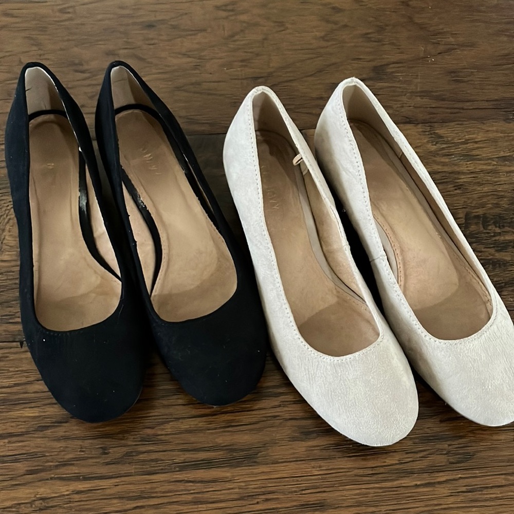 Old Navy Suede Pumps